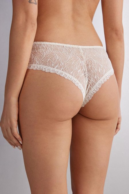 Женские трусы бразилиана