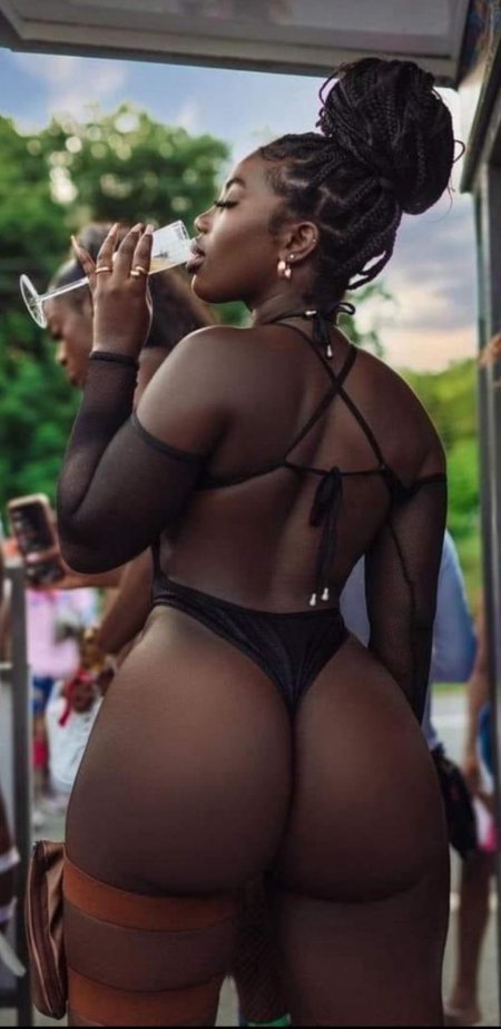 Жопа негритянка