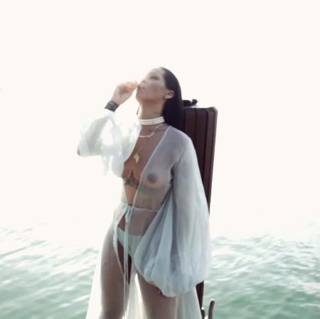 Голая американская певица рианна