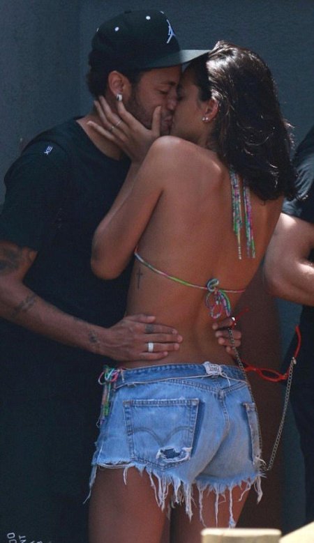 Бруна маркезини и неймар