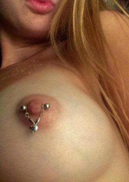 Пупок пирсинг
