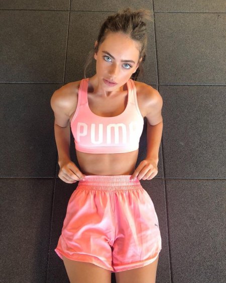 Яэль шелбиа модель