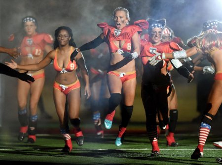 Американский футбол женщины