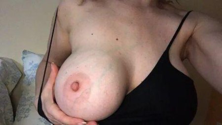 Veiny беременнаяжевот сиськи