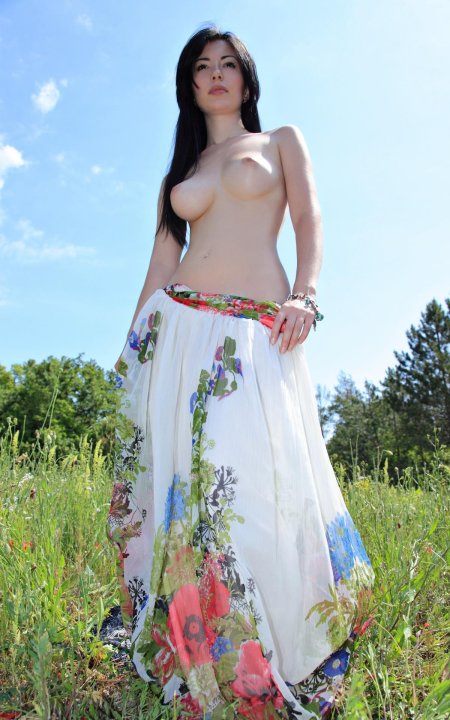 Красивые девушки в сарафанах