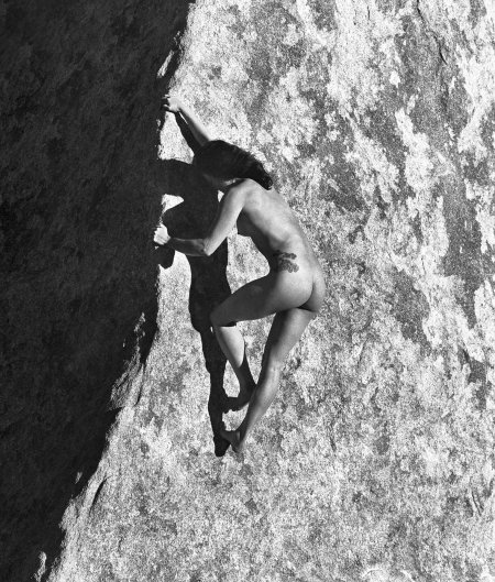 Дин Фидельман скалолазки ню