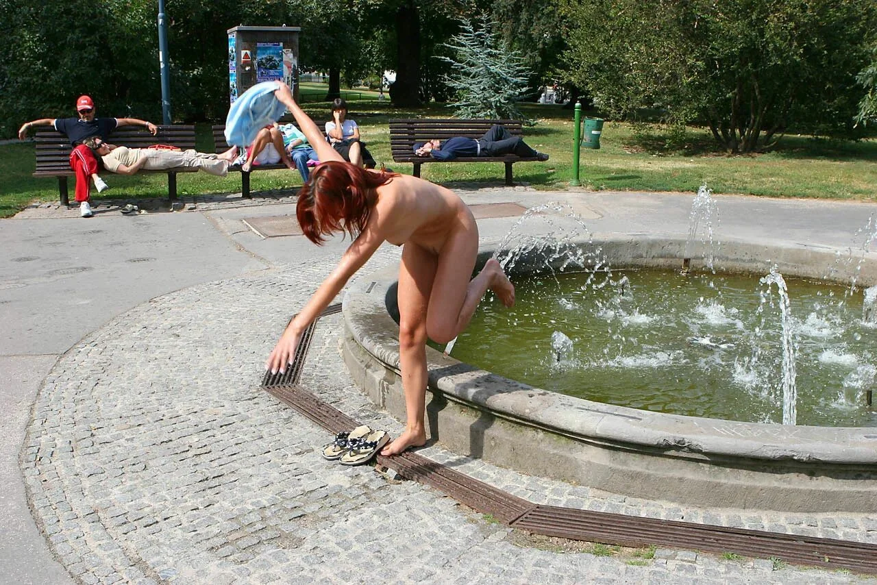 Фонтанчик Эротический