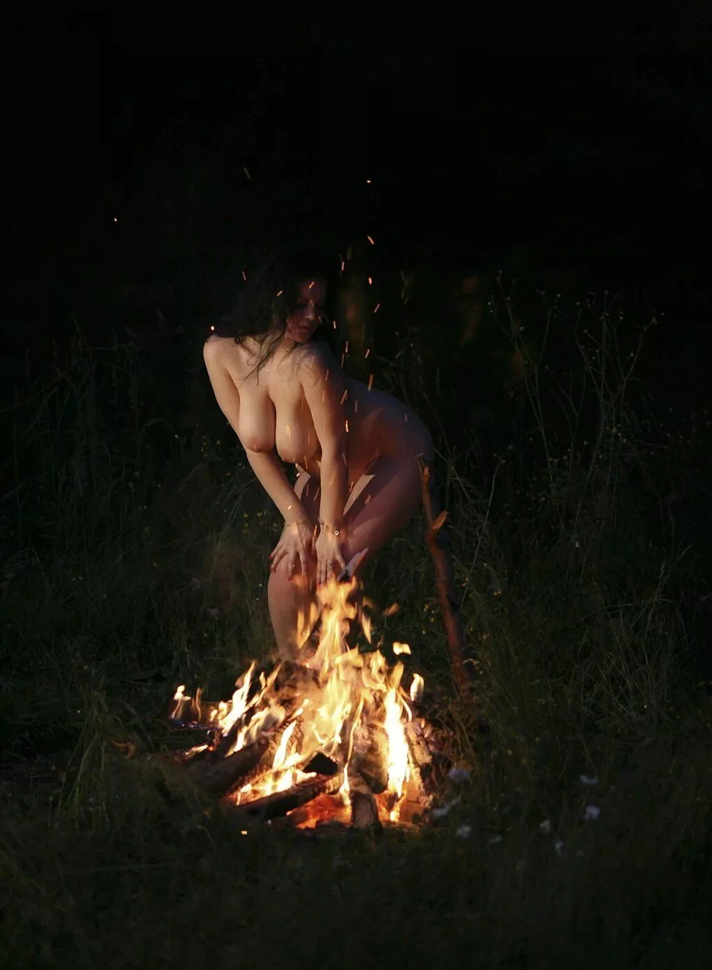 Праздник Ивана Купалы нагишом