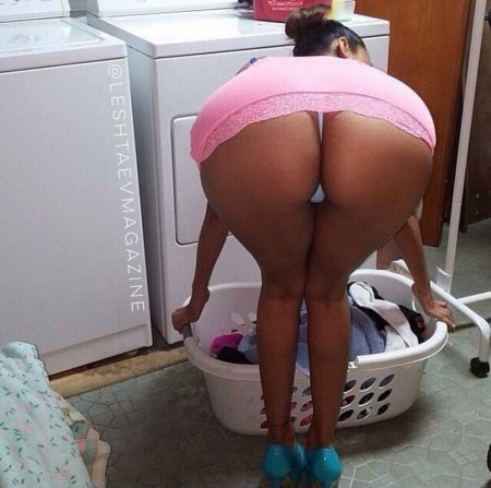 Большие попы нагнувшись