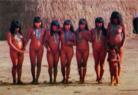 Индейцы с реки Xingu Бразилия