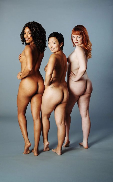 Голые женщины с нестандартной фигурой