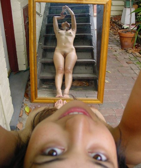 Прикольные голые девки