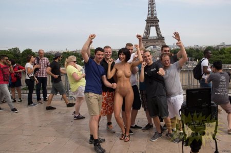 Milo Moire швейцарская художница