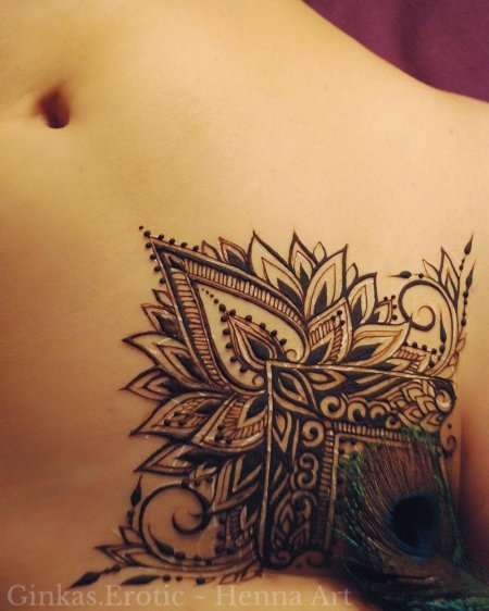 Узоры хной интимные