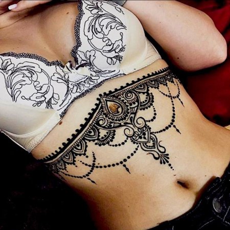 Мехенди на теле