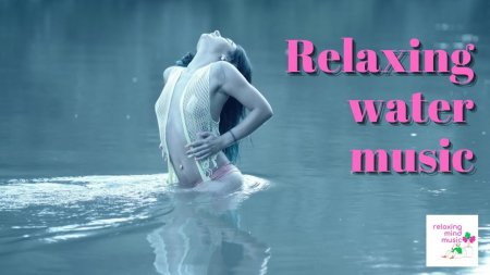 Девушка под водой