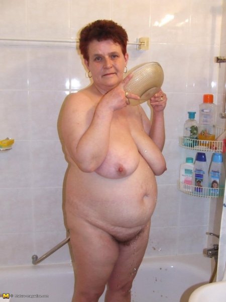 Голые толстые старушки