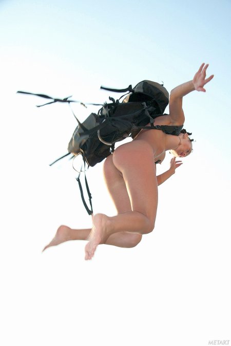 Прыжок с парашютом ххх