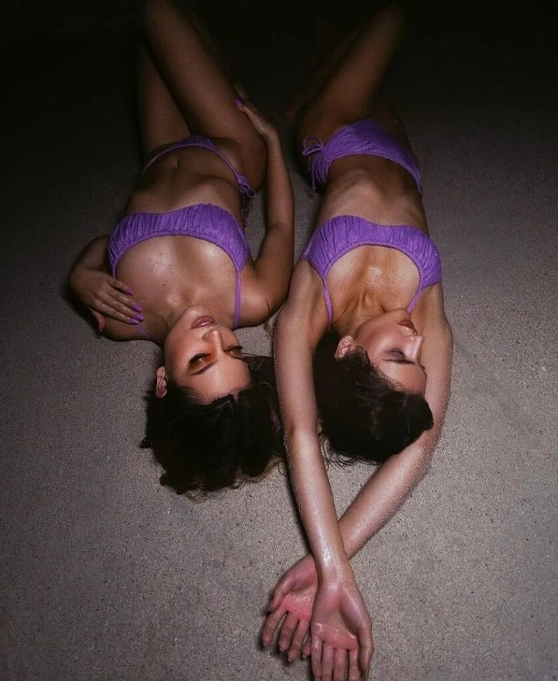 Дилара и Дина саева