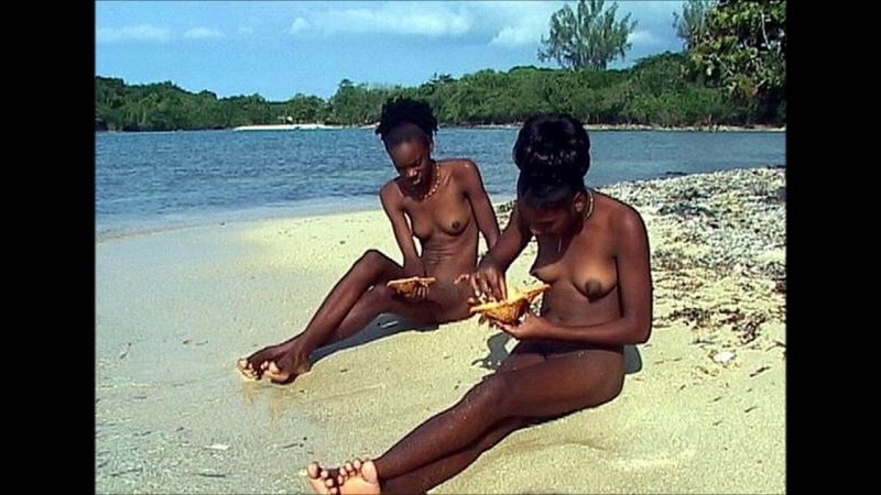 Пляж Африка голые женщины