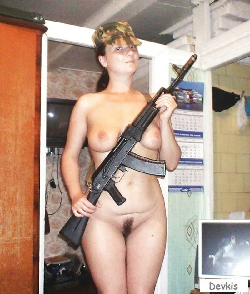 Голые женщины в Российской армии