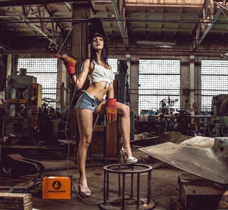 Сварщица Екатерина дрипы