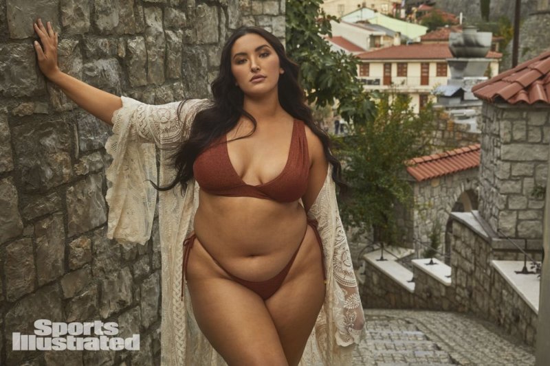 Грейси Бон плюс сайз