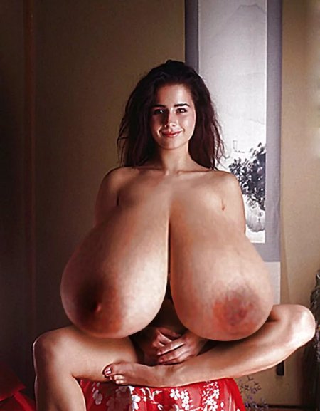 Огромные сиськи гиганты