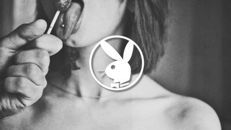 Девушка и Чупа Чупс