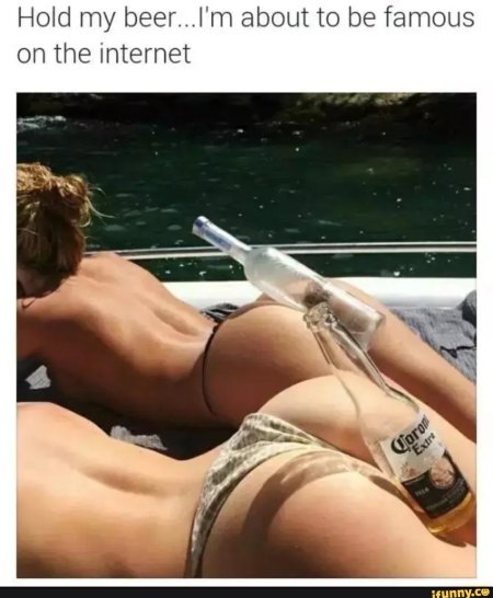 Прикольные голые девки