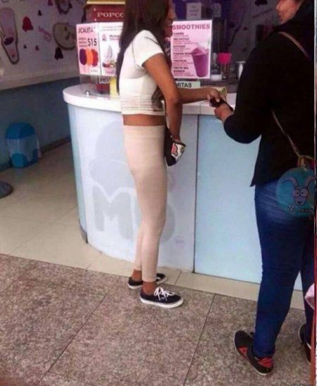 Прикольная попа