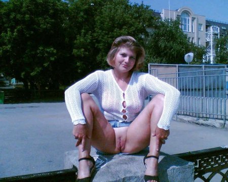 Под юбкой