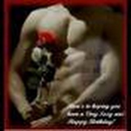 Голый мужчина с цветами