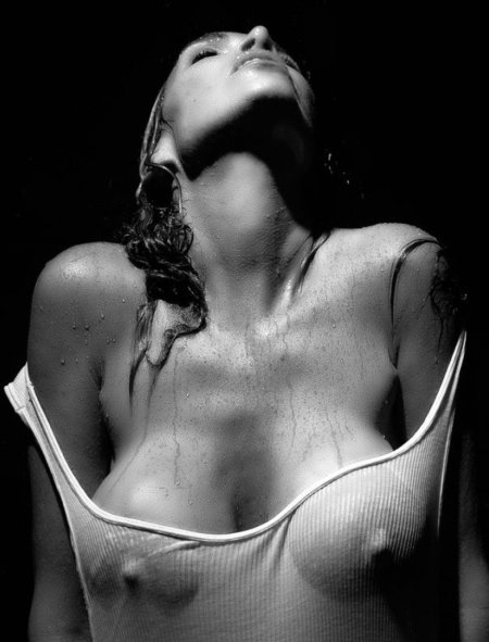 Черно белые эротические фото