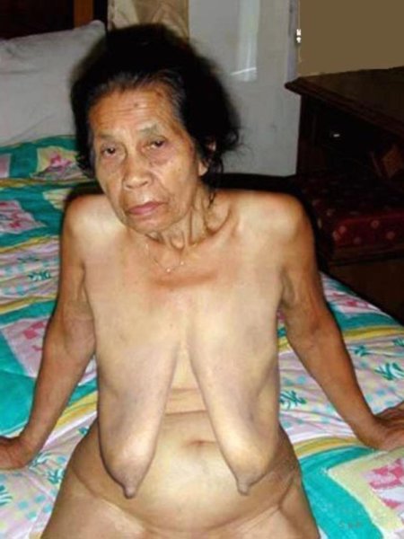 Очень старые голые бабки