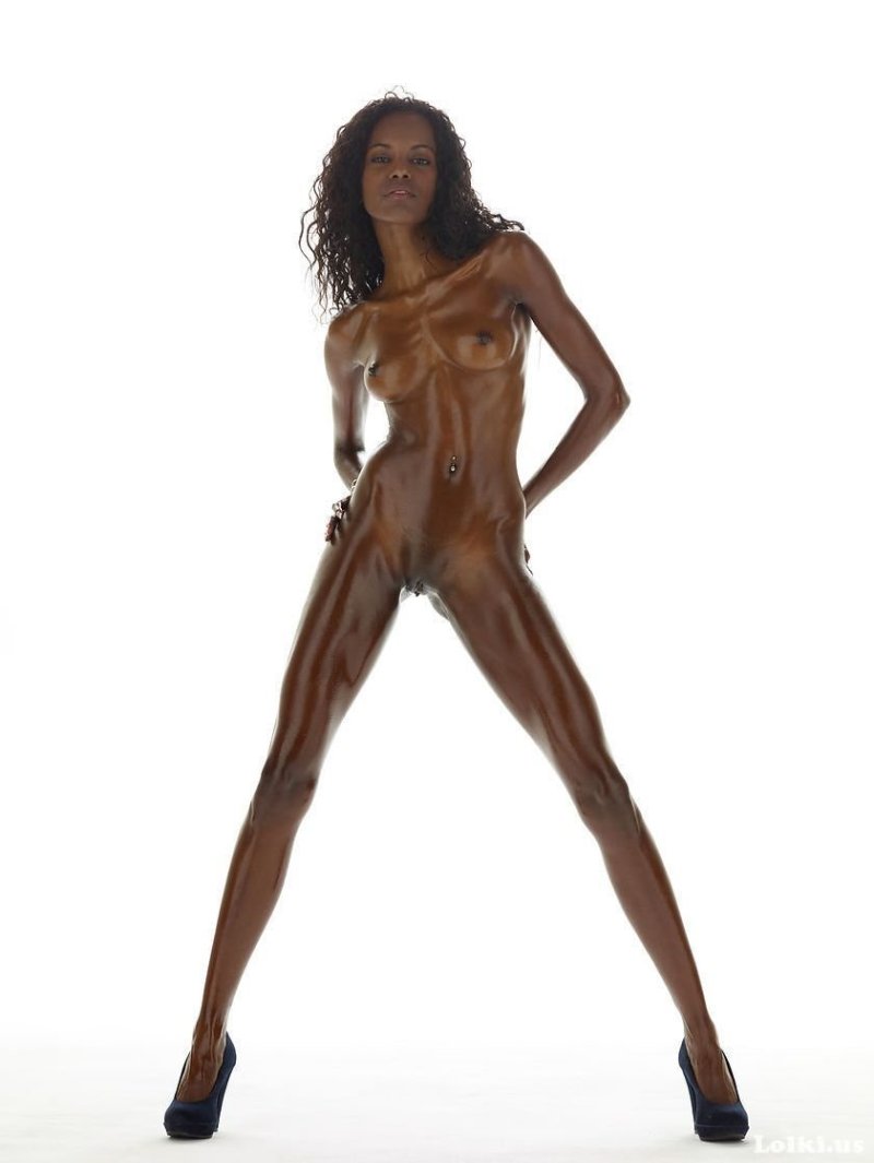 Голые негритянки с длинными ногами