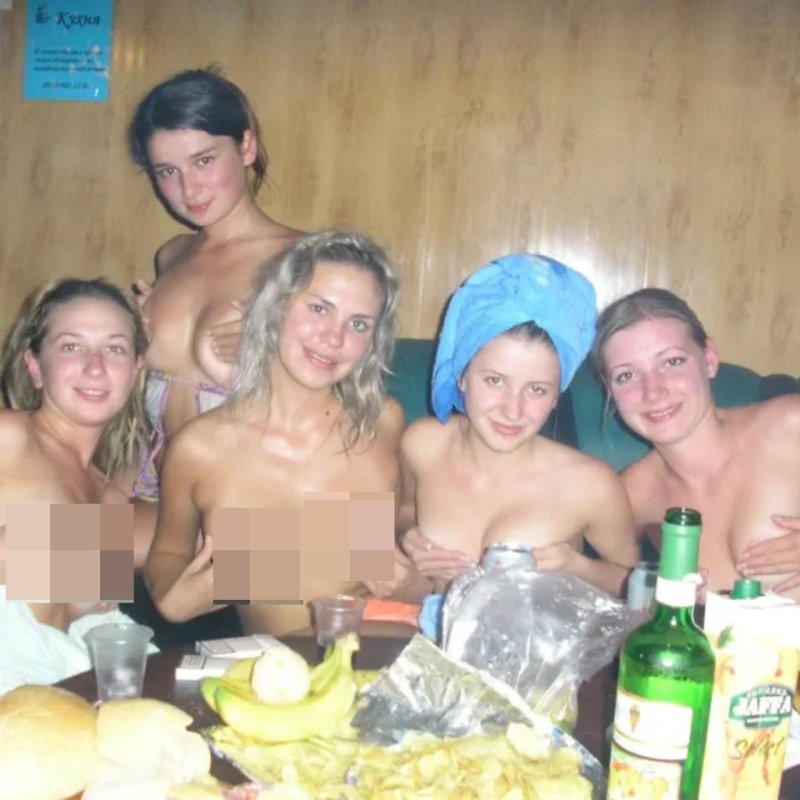 Женский корпоратив в сауне ню