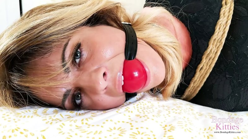 Gag bondage