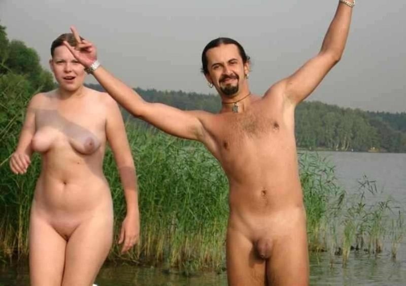 Голые женщины и мужчины