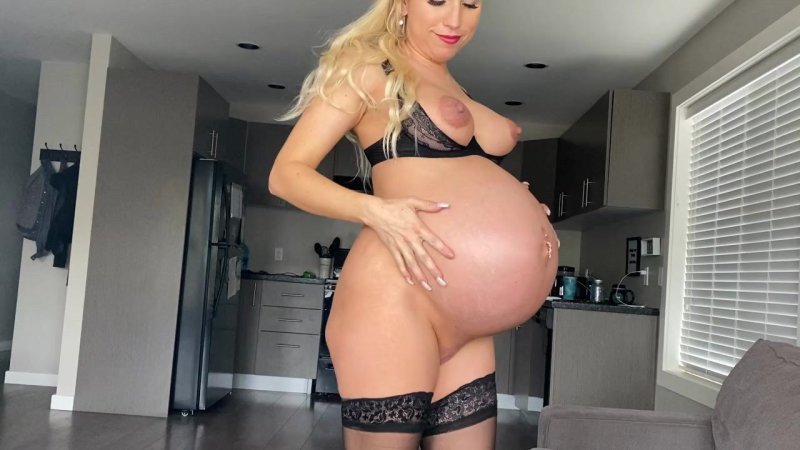 Danielle maye беременная голая