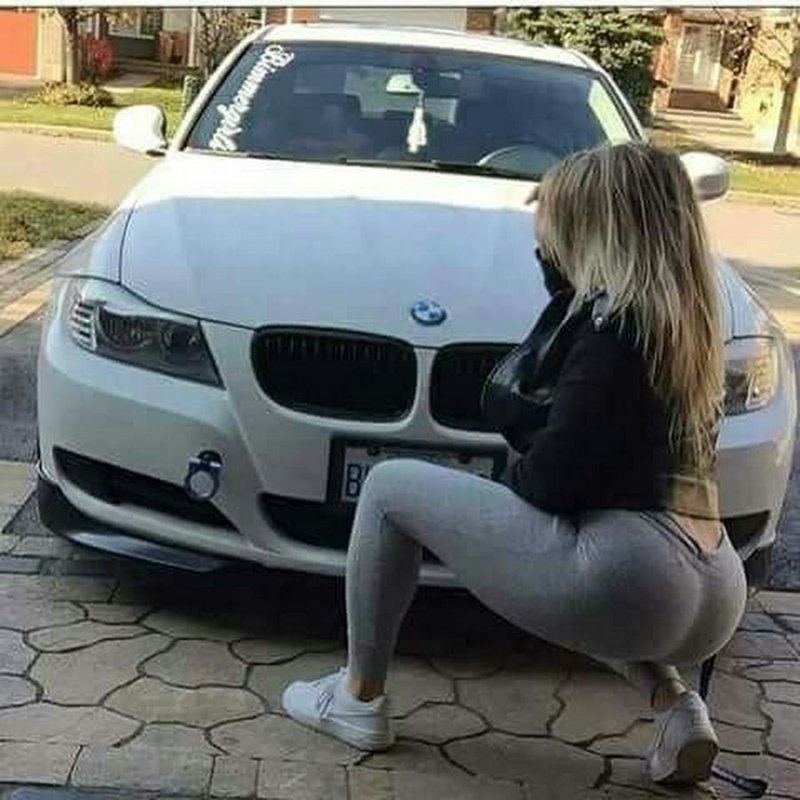 Бмв зад