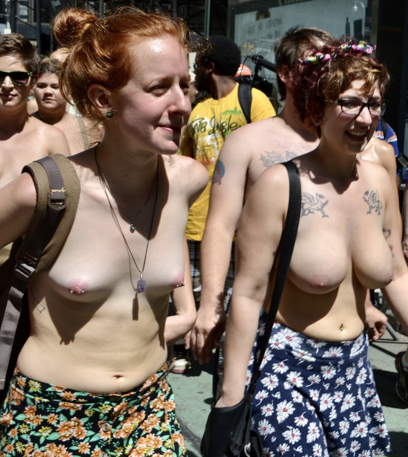 Движение freethenipple