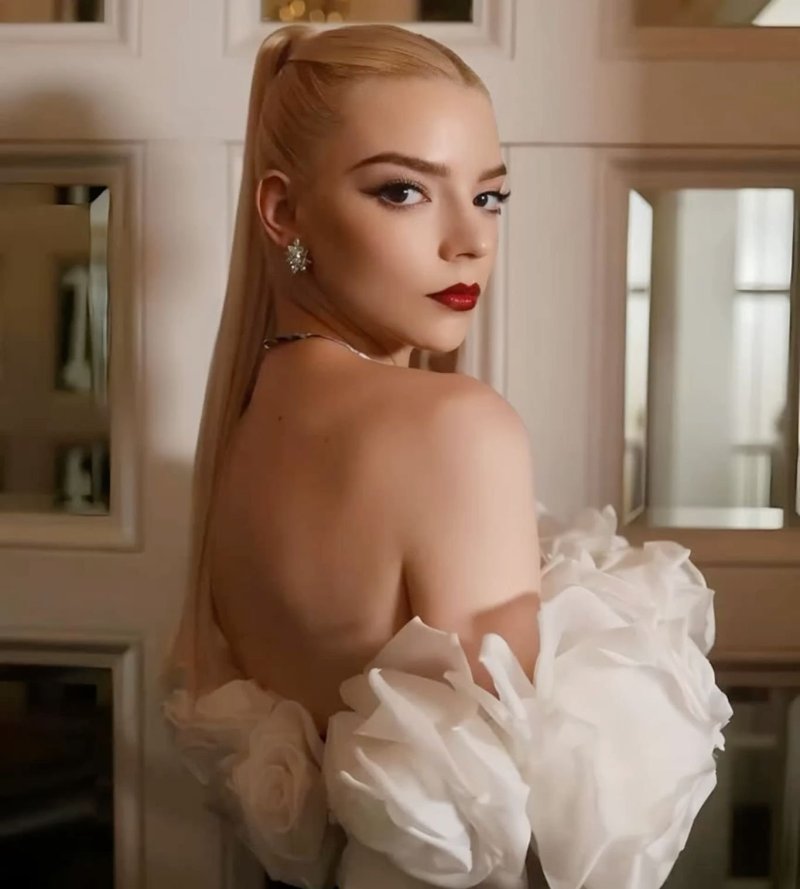 Anya taylor-joy