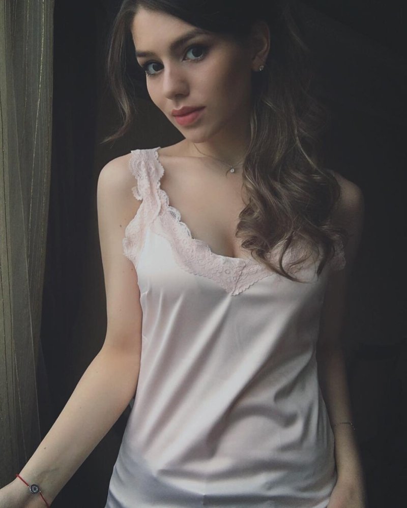 Женская ночная рубашка