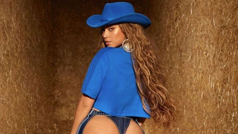 Beyonce представила четвертую коллекцию своего бренда ivy park и adidas \ родео\