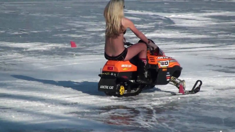 Snowmobile race