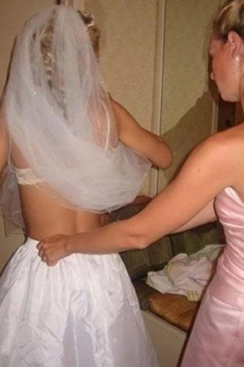 Невесты в свадебных платьях частное