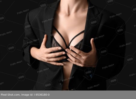 Женщины с красивой грудью