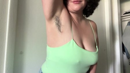 Thepiggygirls поклонение волосатым подмышкам толстушки